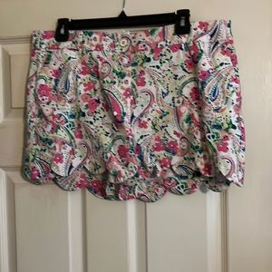 Crown & Ivy shorts